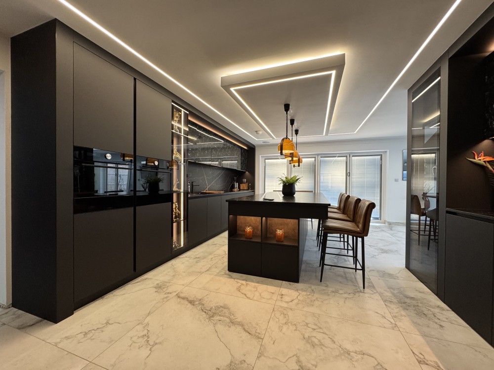 20250619 184857907 iOS